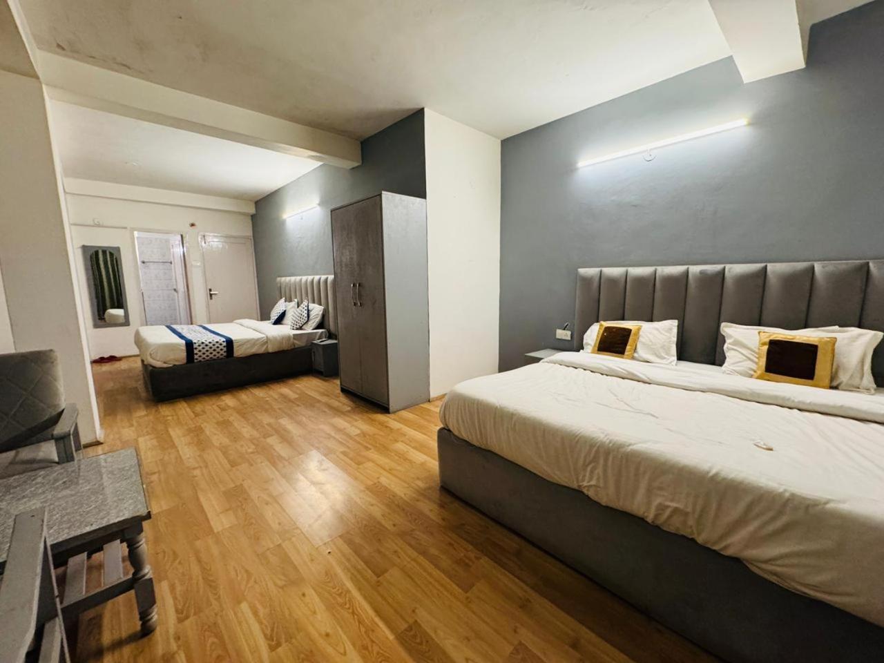 Hotel New # Link Way # Near Zing Bus Stand Manāli Eksteriør billede