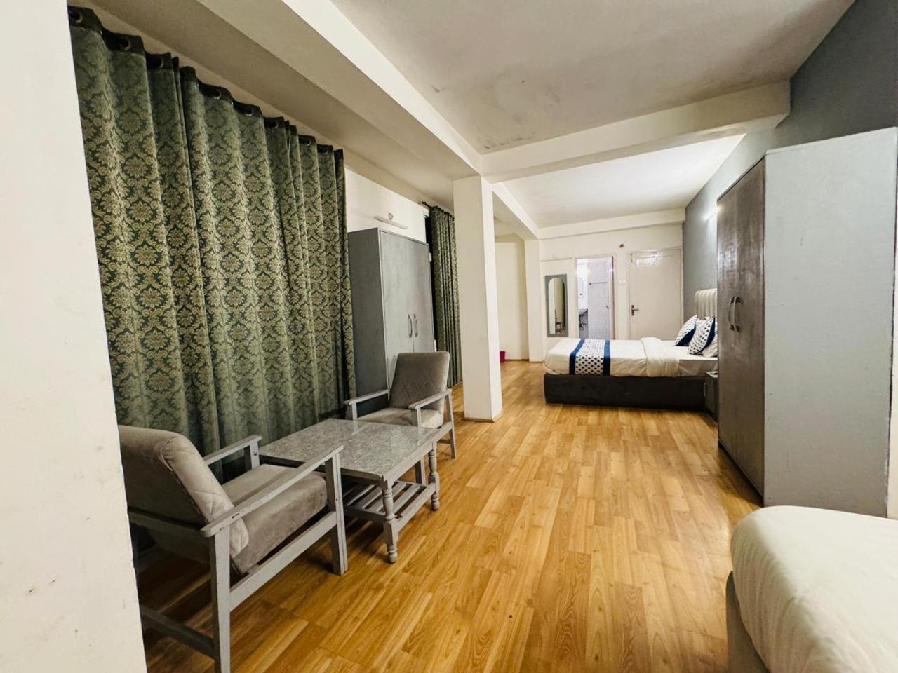 Hotel New # Link Way # Near Zing Bus Stand Manāli Eksteriør billede
