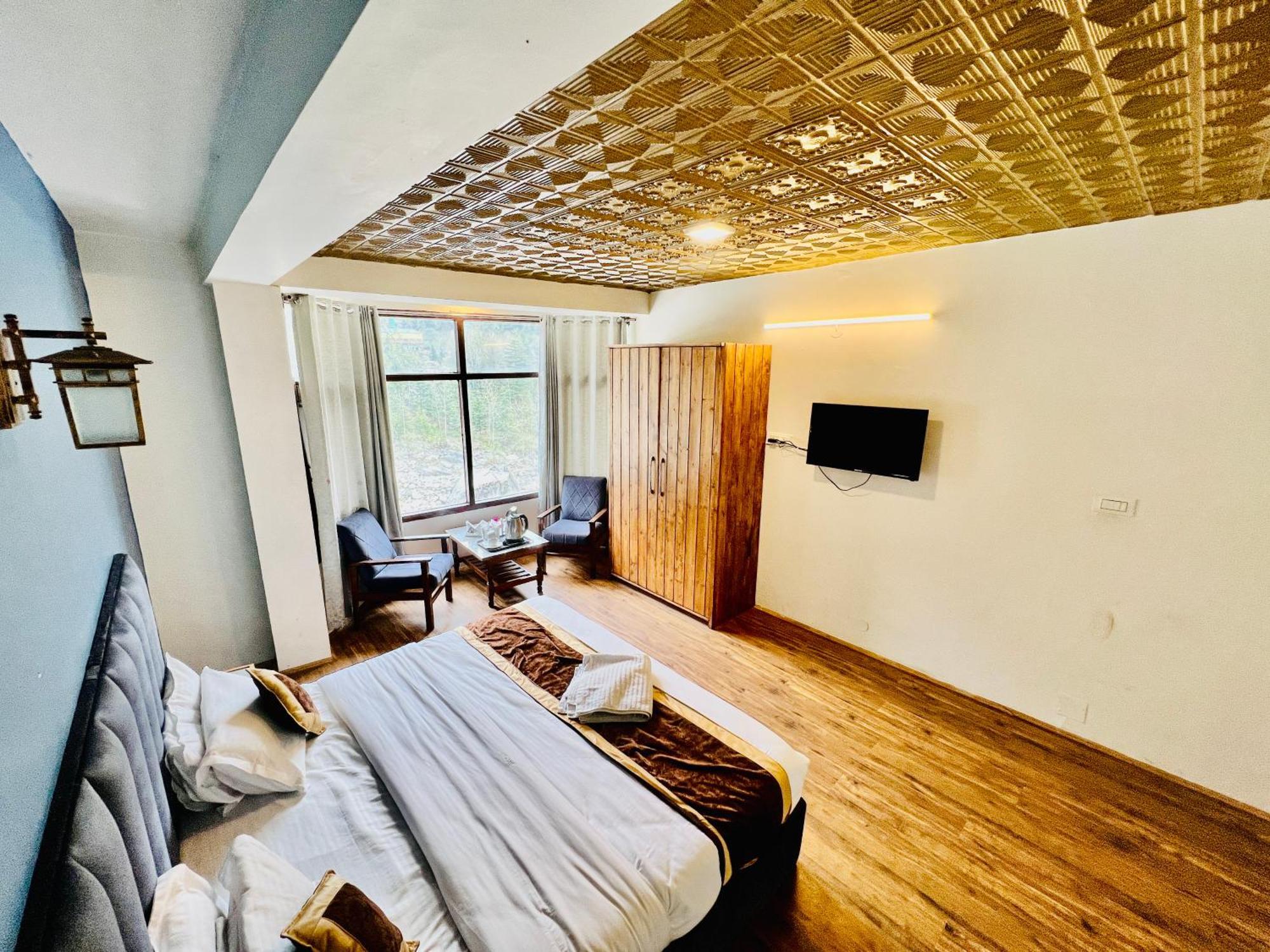 Hotel New # Link Way # Near Zing Bus Stand Manāli Eksteriør billede